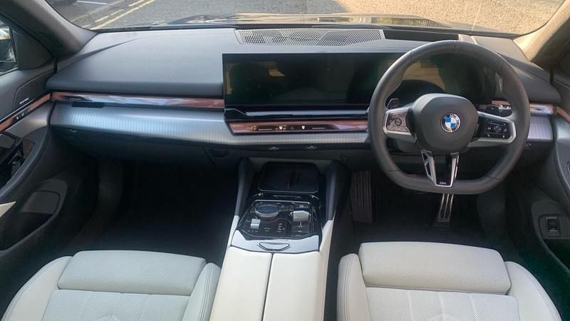 Used BMW 520 M Sport 205 HP (150 kW) 2025 Black