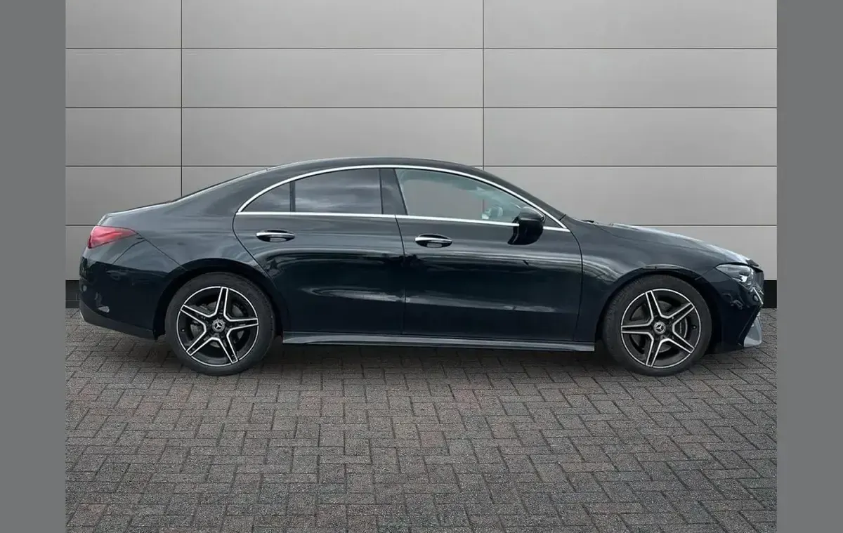 Used Mercedes CLA200 Executive 161 HP (118 kW) 2025 Black Coupe