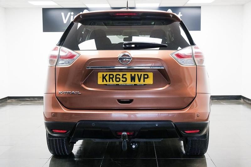 Used Nissan X-Trail N-TEC 130 HP (95 kW) 2016 Orange SUV