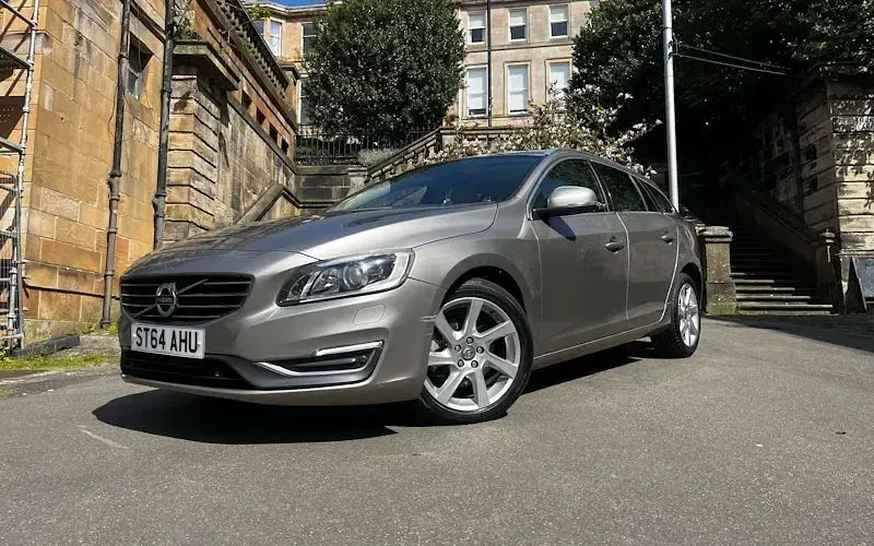 Begagnad Volvo V60 SE Lux 181 HK (133 kW) 2015 Kombi