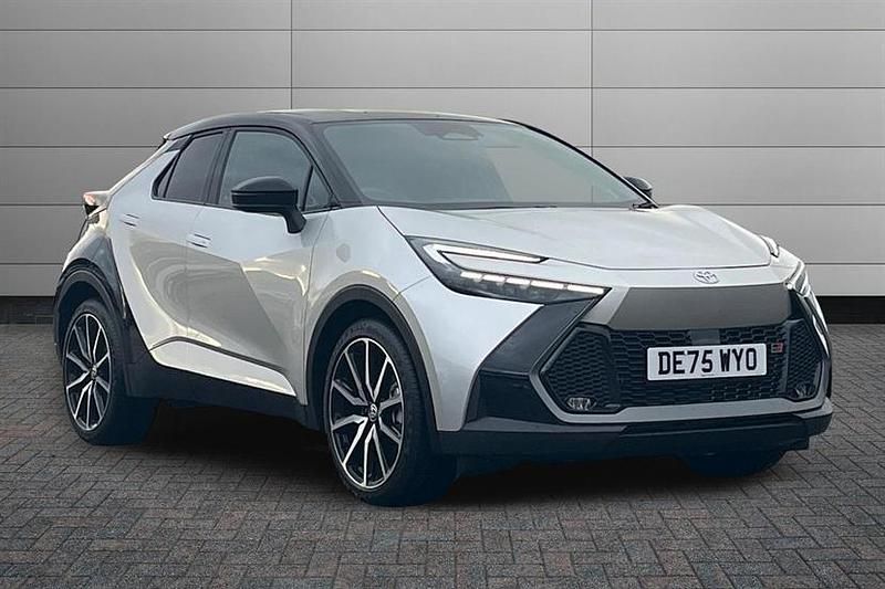 New Toyota C-HR Sport 197 HP (144 kW) 2025 Sterling silver SUV