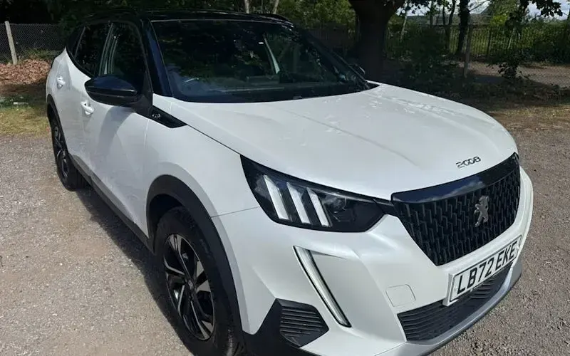 Used Peugeot 2008 GT 131 HP (96 kW) 2022 SUV