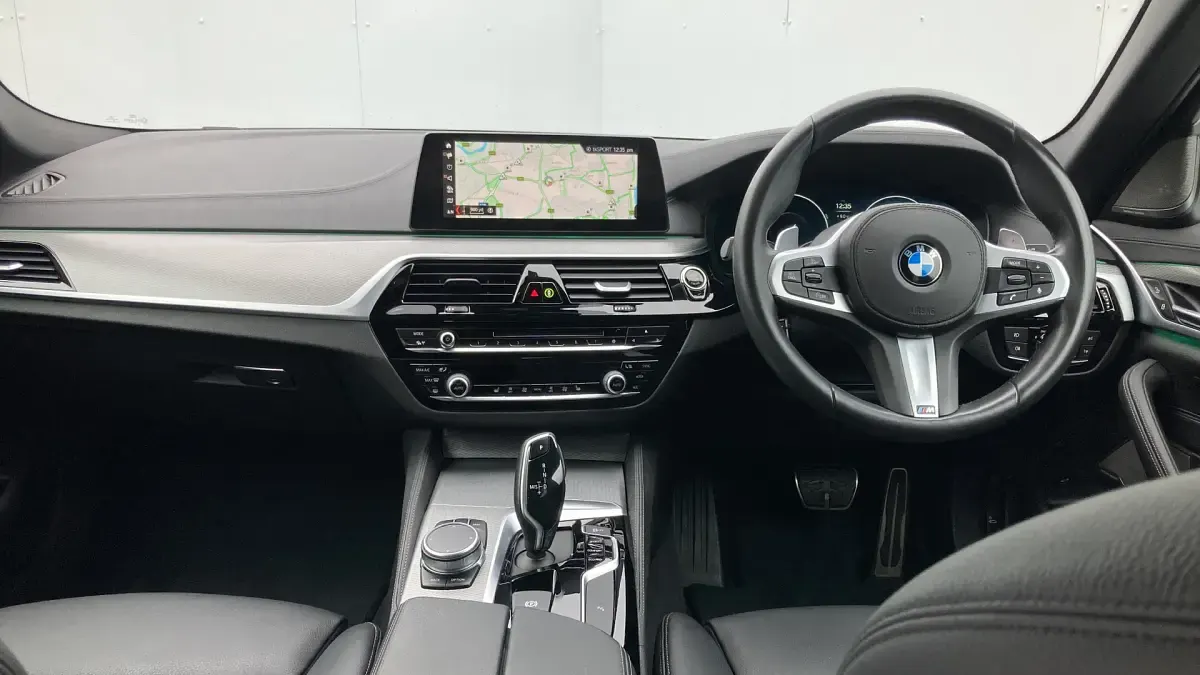 Used BMW 530 M Sport 265 HP (194 kW) 2019 Black Sedan