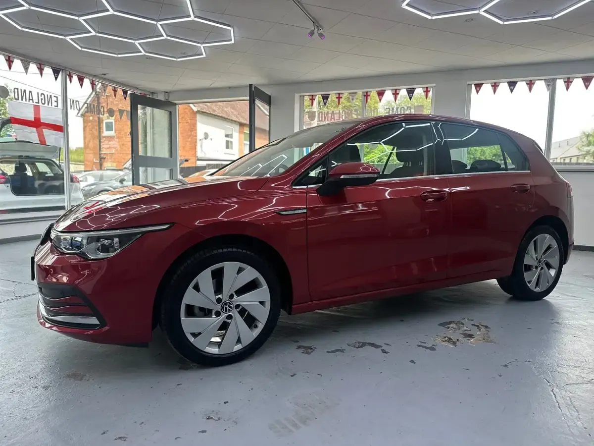 Used VW Golf VIII Style 150 HP (110 kW) 2023 Red Hatchback