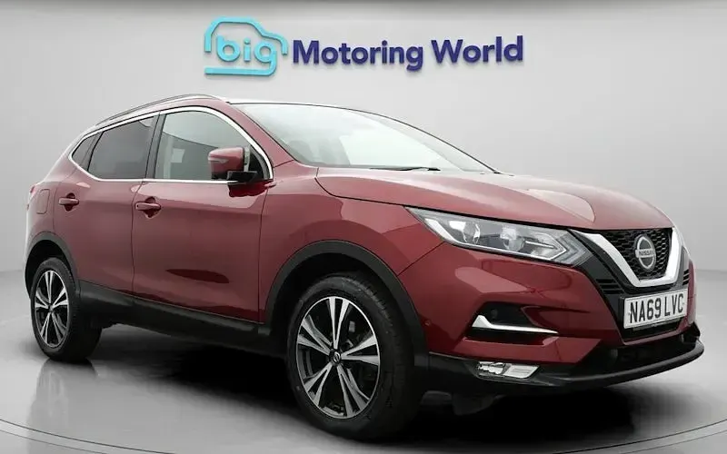 Used Nissan Qashqai N-Connecta 140 HP (102 kW) 2019 SUV