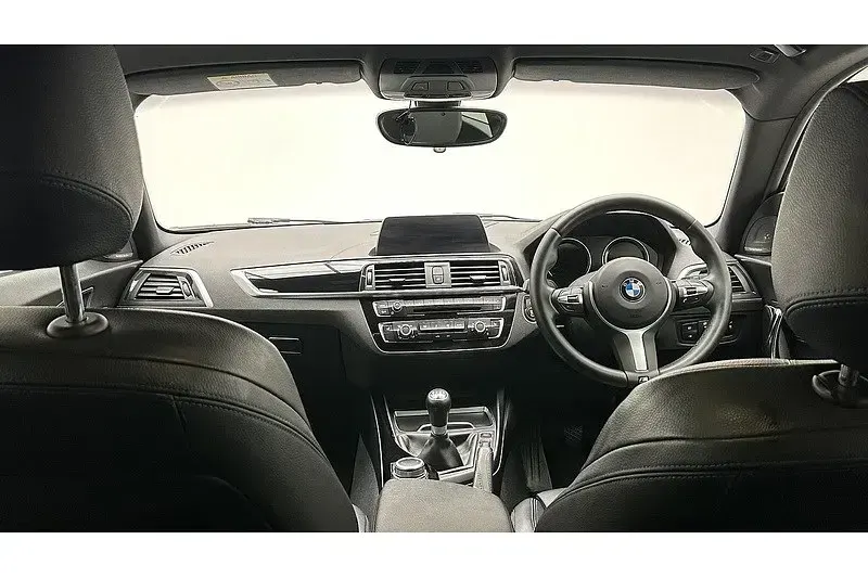 Używany BMW 118 M Sport 2019 Szary Hatchback
