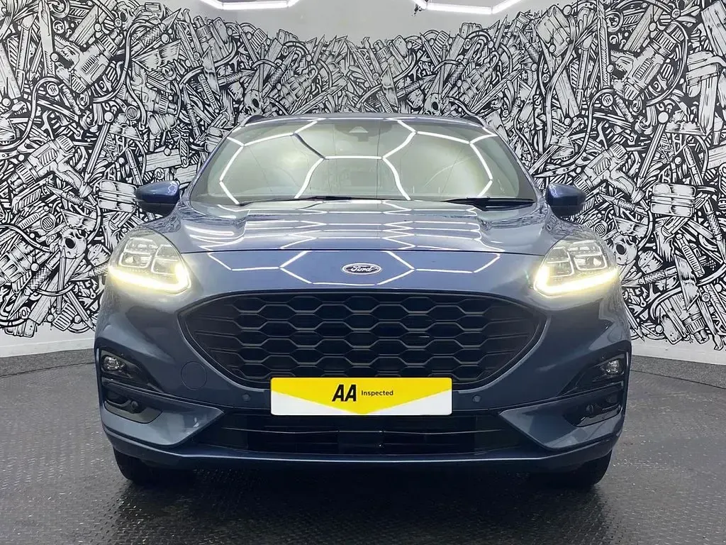 Used Ford Kuga ST-Line 225 HP (165 kW) 2022 Blue SUV