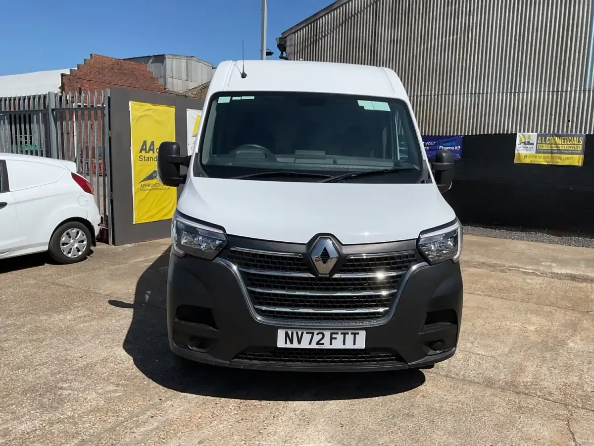 Używany Renault Master Business 2022 Biały Minivan