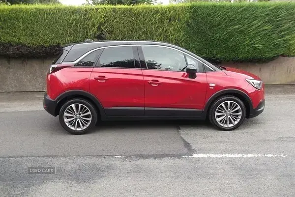 Used Vauxhall Crossland X 83 HP (61 kW) 2020 Red SUV