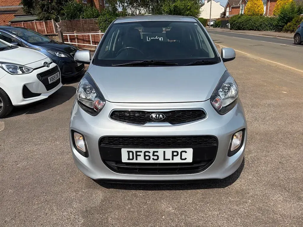 Used Kia Picanto 84 HP (61 kW) 2015 Silver Hatchback