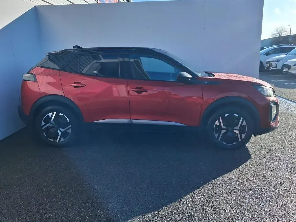 Used Peugeot e-2008 GT 98 kW (134 HP) 2024 Red SUV