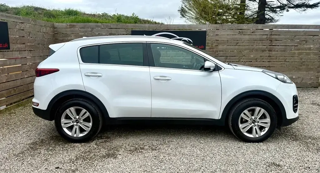 Begagnad Kia Sportage 130 HK (95 kW) 2017 Vit SUV
