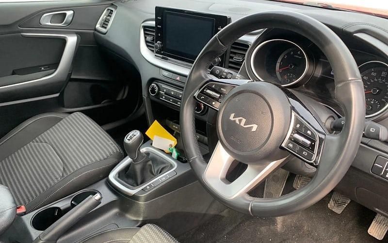 Used Kia XCeed 160 HP (117 kW) 2022 Red SUV