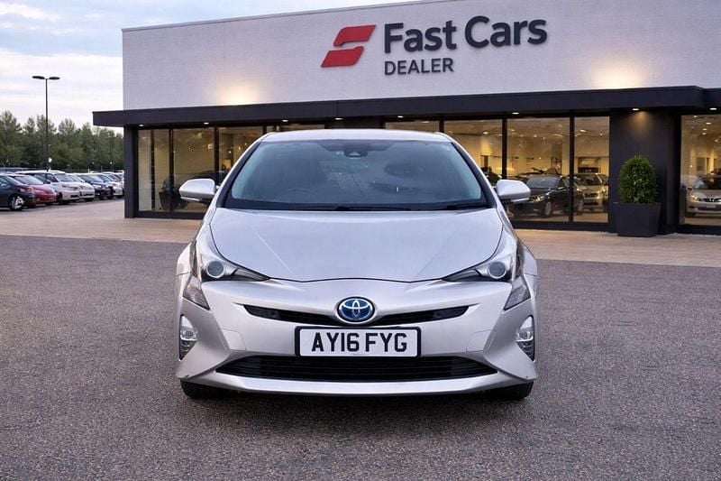 Used Toyota Prius 2025 Silver Hatchback