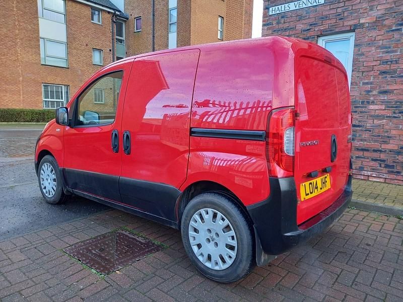 Used Peugeot Bipper 2014 Red MPV