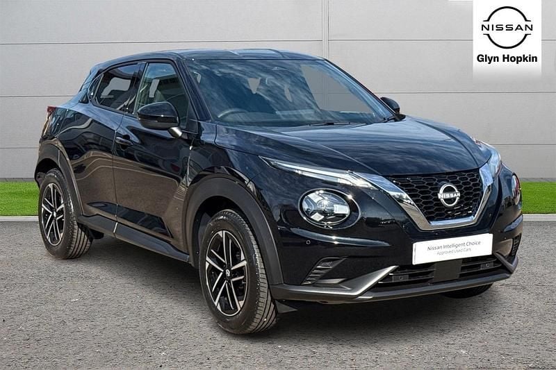Black New 2025 Nissan Juke N-Connecta SUV | £20,783 (Super price) - Image 1/4