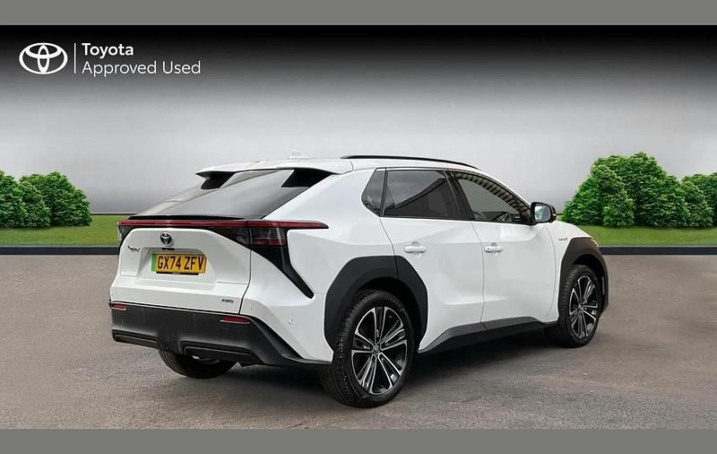 Used Toyota bZ4X Edition 160 kW (218 HP) 2024 White SUV