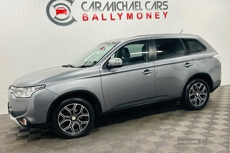 Used Mitsubishi Outlander 150 HP (110 kW) 2015 Grey SUV