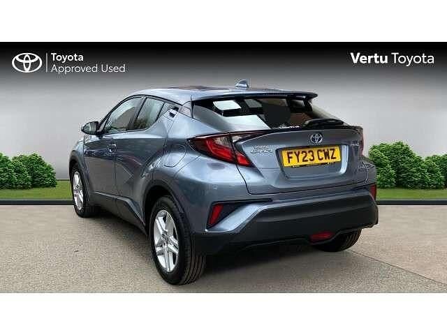 Used Toyota C-HR 122 HP (89 kW) 2023 Grey SUV