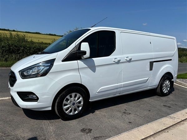 White Used 2022 Ford Transit Custom Limited Van | £18,490 (Good price) - Image 1/1