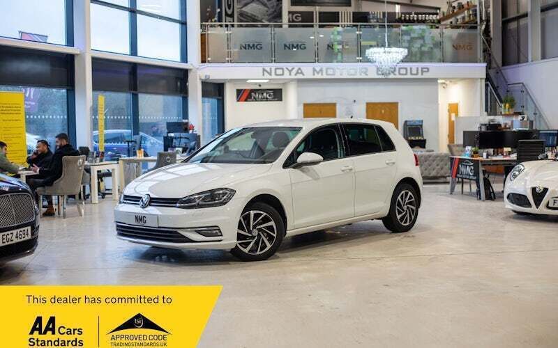 White Used 2019 VW Golf VII Edition Hatchback | £12,499 (Good price) - Image 1/4