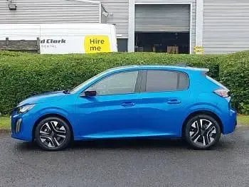 Second-hand Peugeot 208 Allure 101 CP (74 kW) 2024 Albastru Hatchback
