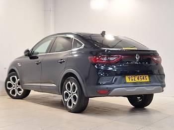 Used Renault Arkana Techno 142 HP (104 kW) 2022 Black SUV