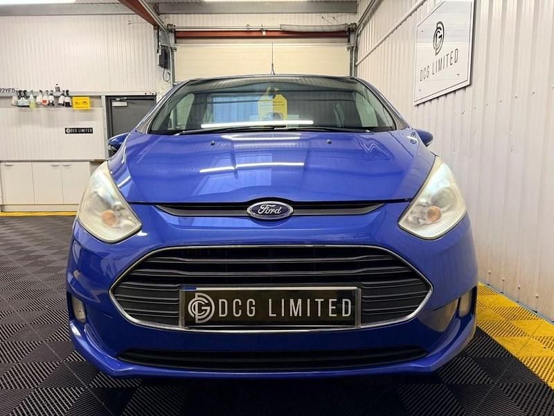 Used Ford B-MAX Zetec 100 HP (73 kW) 2014 Blue MPV