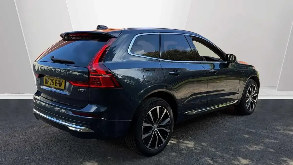Used Volvo XC60 Ultra 250 HP (183 kW) 2025 Blue SUV