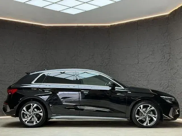 Used Audi A3 Sportback S-Line 150 HP (110 kW) 2022 Black Hatchback
