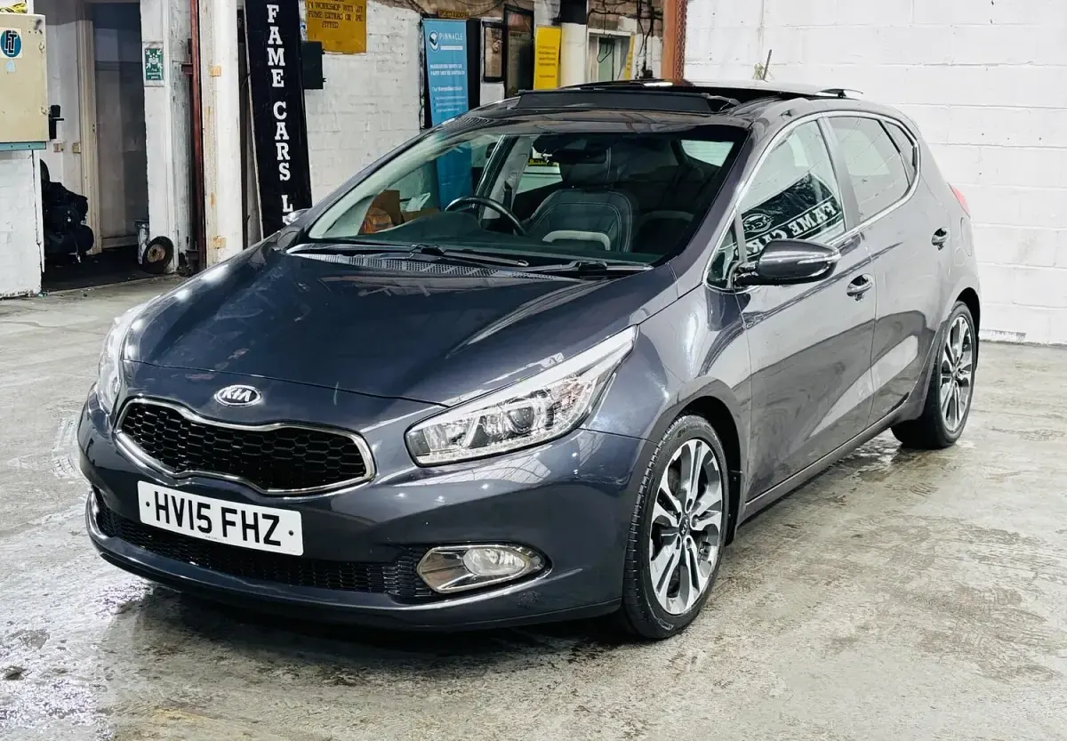 Used Kia Ceed 2015 Silver Hatchback