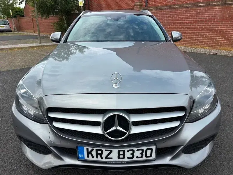 Used Mercedes C220 Executive 170 HP (125 kW) 2016 Palladium silver Estate