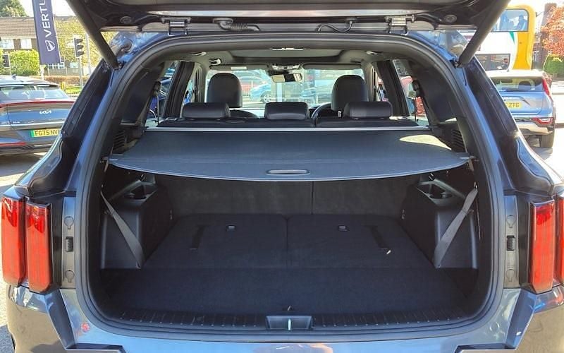 Used Kia Sorento 230 HP (169 kW) 2023 Grey SUV