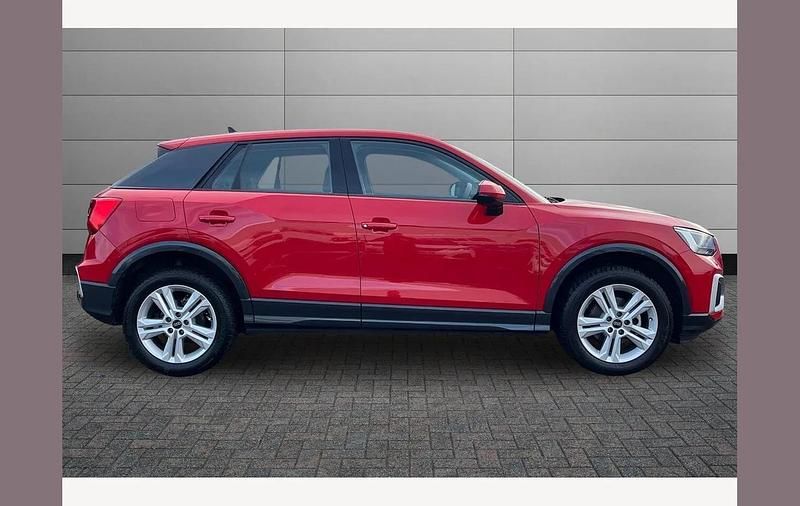 Used Audi Q2 Sport 116 HP (85 kW) 2025 Red SUV