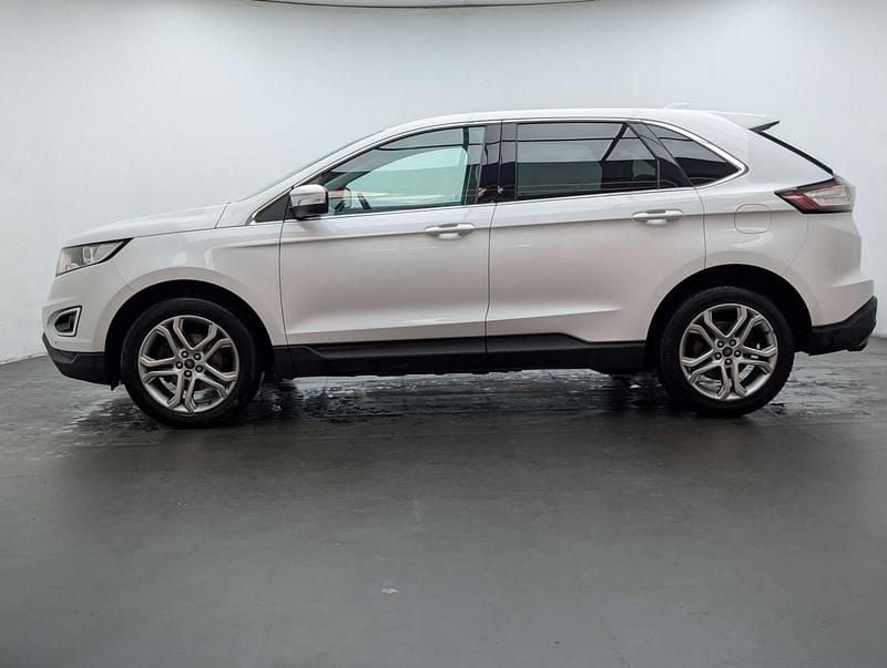 Used Ford Edge Titanium 180 HP (132 kW) 2016 White SUV
