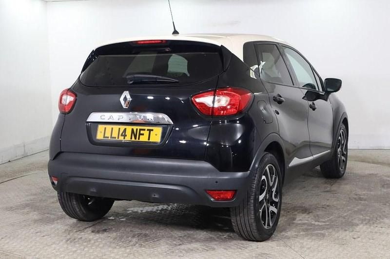 Second-hand Renault Captur Dynamique 90 CP (66 kW) 2014 Negru SUV