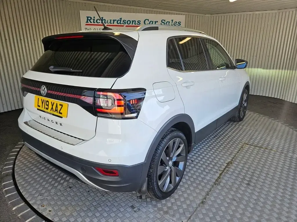 Usado VW T-Cross Edition 115 HP (84 kW) 2019 Branco SUV