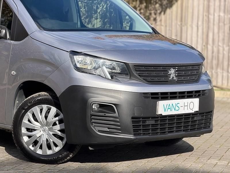 Second-hand Peugeot Partner Premium 2021 Gri Monovolum