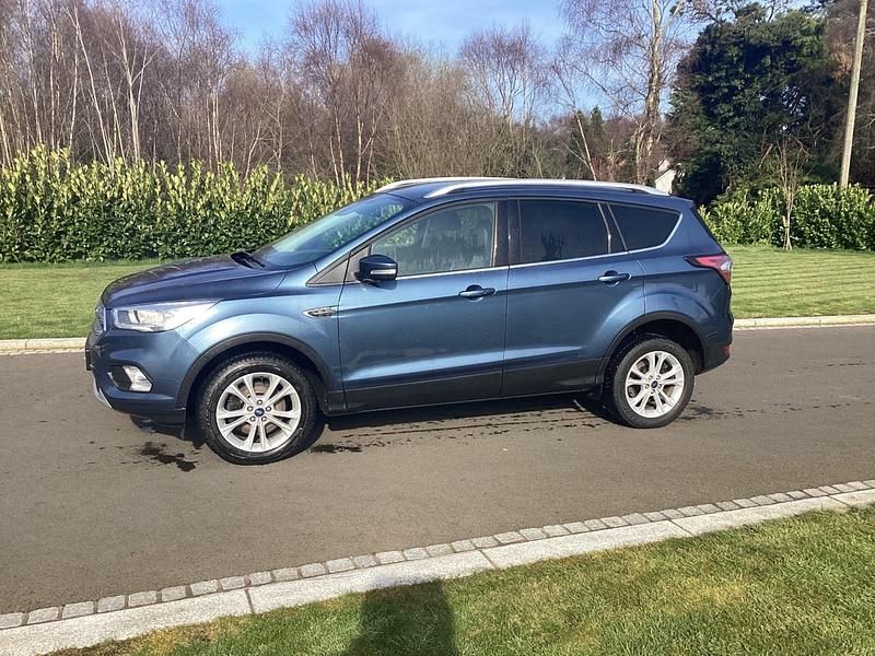 Used Ford Kuga Titanium 120 HP (88 kW) 2018 Blue SUV