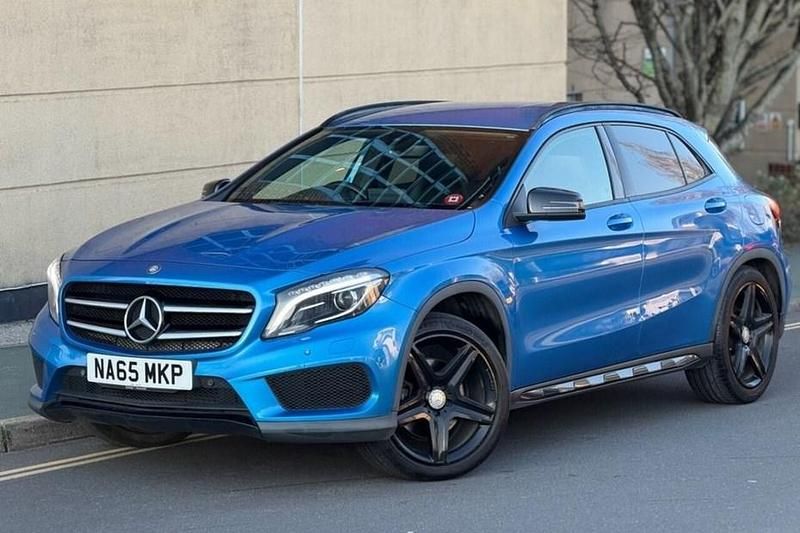 Used Mercedes GLA220 AMG line 177 HP (130 kW) 2015 Blue SUV