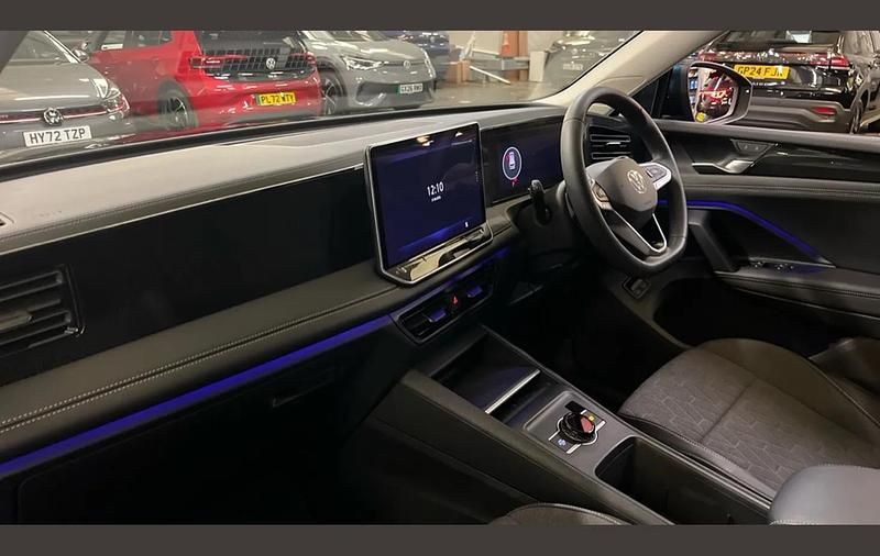 Used VW Tiguan Match 200 HP (147 kW) 2025 Blue SUV