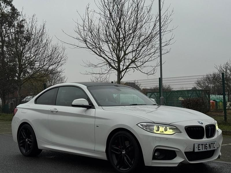 Used BMW 220 M Sport 2016 White Coupe