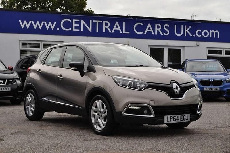 Beige and black Used 2014 Renault Captur Dynamique SUV | £3,695 (Fair price) - Image 1/1