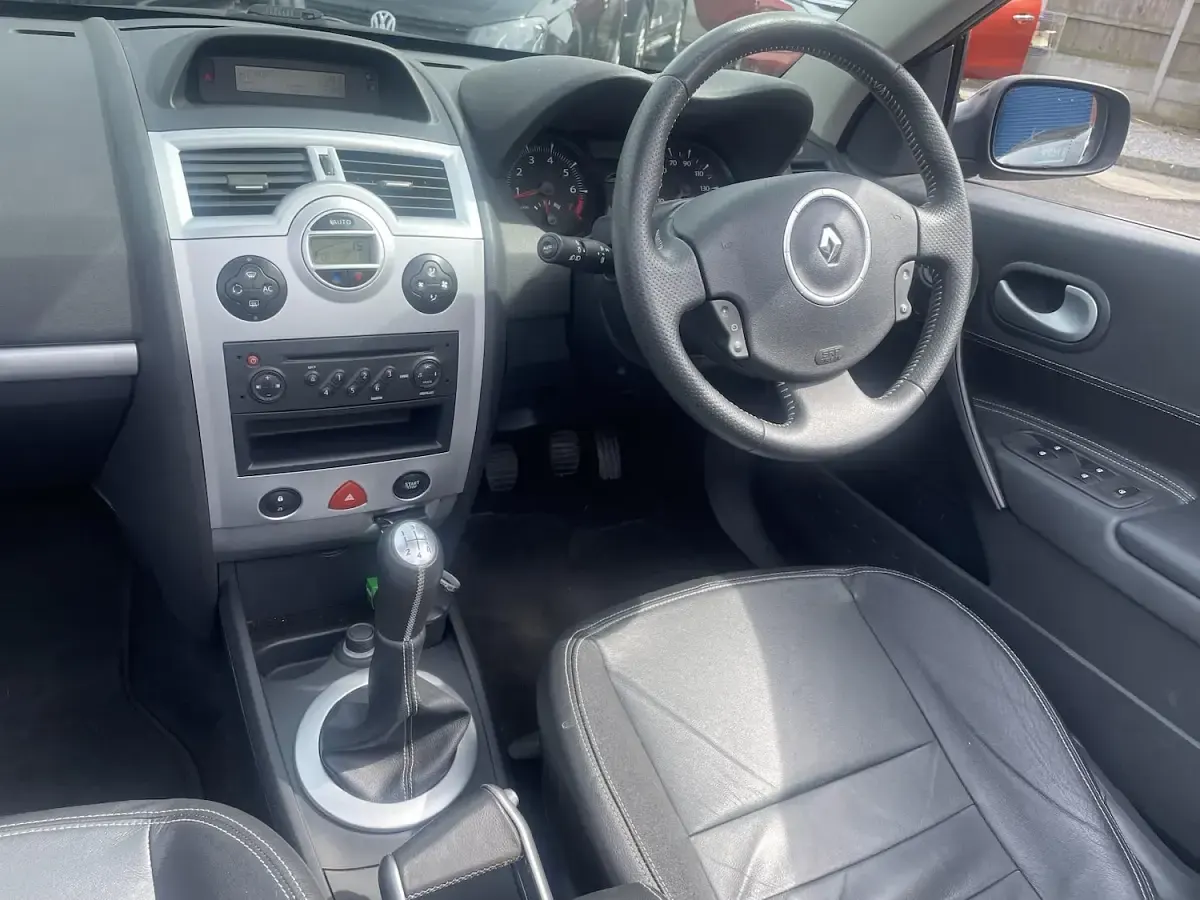 Used Renault Mégane Cabriolet Dynamique 2009 Black Cabriolet