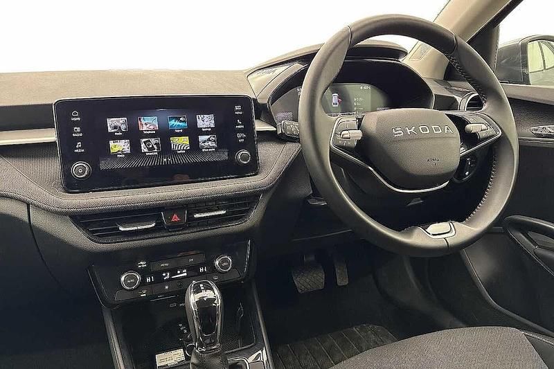 Used Skoda Fabia SE 85 HP (62 kW) 2025 Graphite grey metallic Hatchback