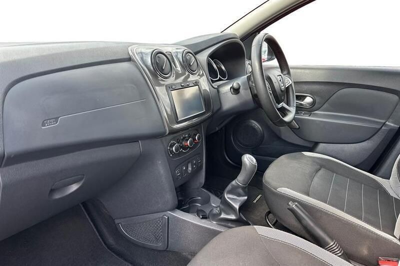 Image 2/4