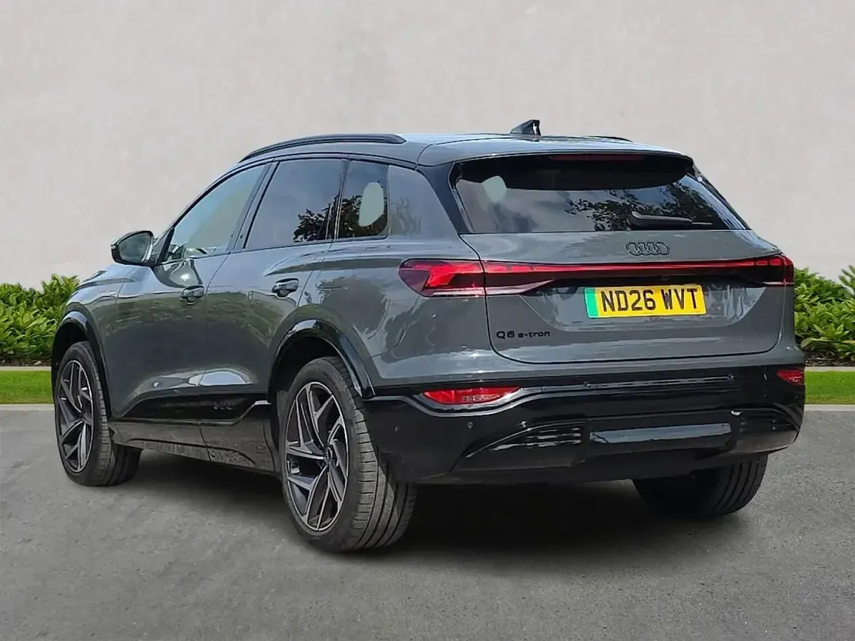 Used Audi Q6 e-tron Performance 225 kW (306 HP) 2026 Grey SUV