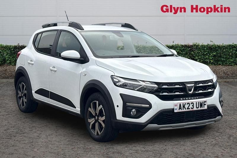 White Used 2023 Dacia Sandero Prestige Hatchback | £12,484 (Fair price) - Image 1/4