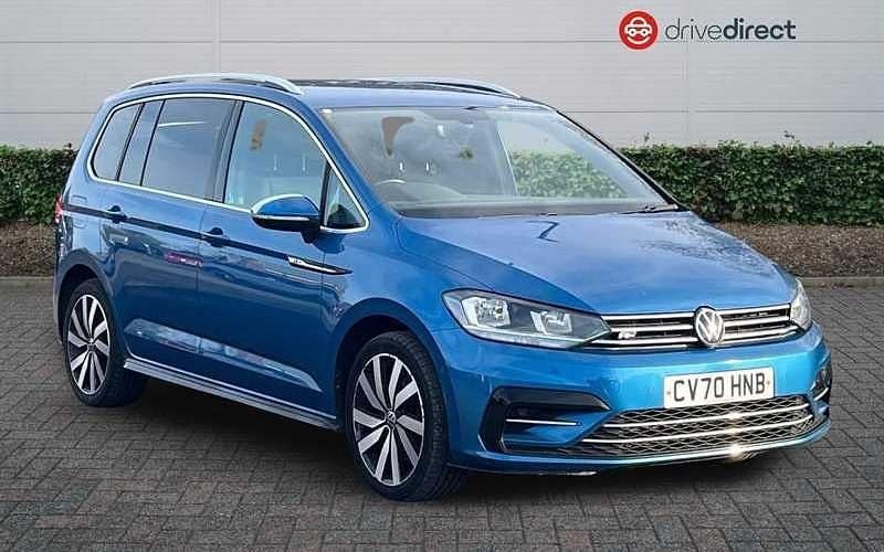 Used 2025 VW Touran R-line MPV | £23,135 (Super price) - Image 1/4
