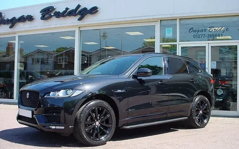 Used Jaguar F-Pace Chequered Flag 180 HP (132 kW) 2020 SUV